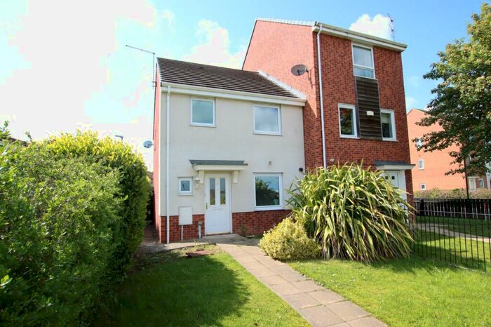 3 Bedroom Semi-Detached House To Rent In Kellett Close, Washington, Tyne And Wear, NE37