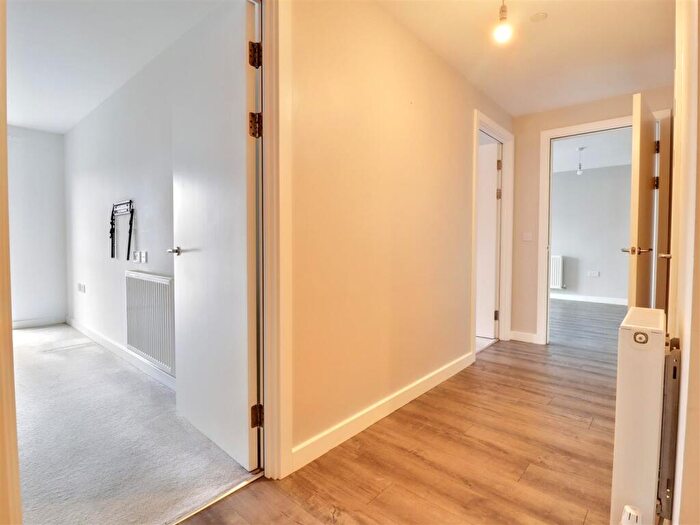 2 Bedroom Apartment To Rent In Canary Quay, Norwich, NR1