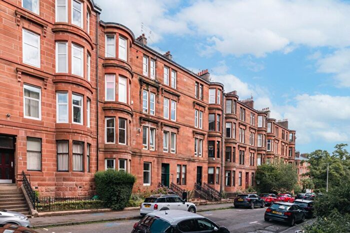 2 Bedroom Flat For Sale In Caird Drive, Partickhill, G11