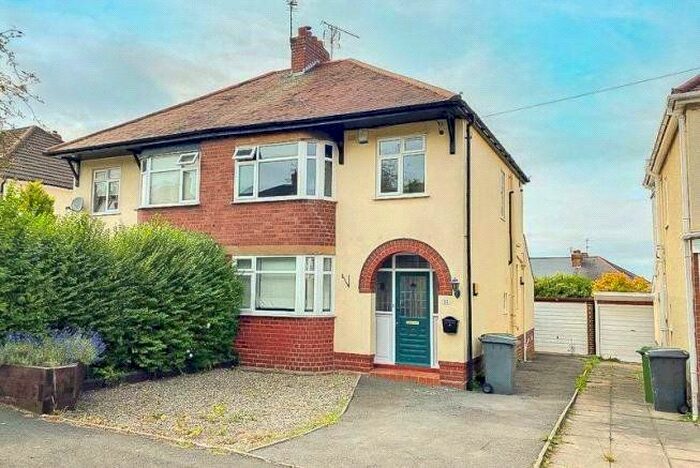 3 Bedroom Semi-Detached House To Rent In Links Road, Wolverhampton, West Midlands, WV4