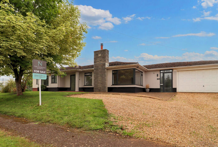 4 Bedroom Detached Bungalow For Sale In Common Lane, North Runcton, King's Lynn, Norfolk, PE33