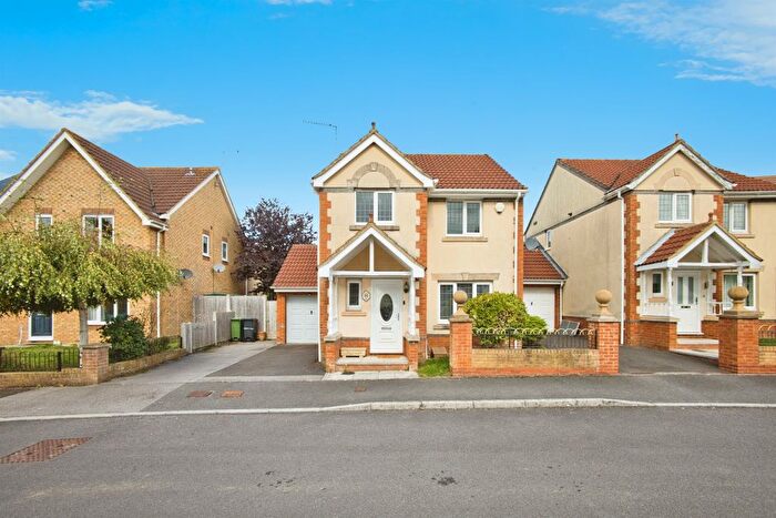 3 Bedroom Detached House For Sale In Jasmine Close, Yeovil, BA22