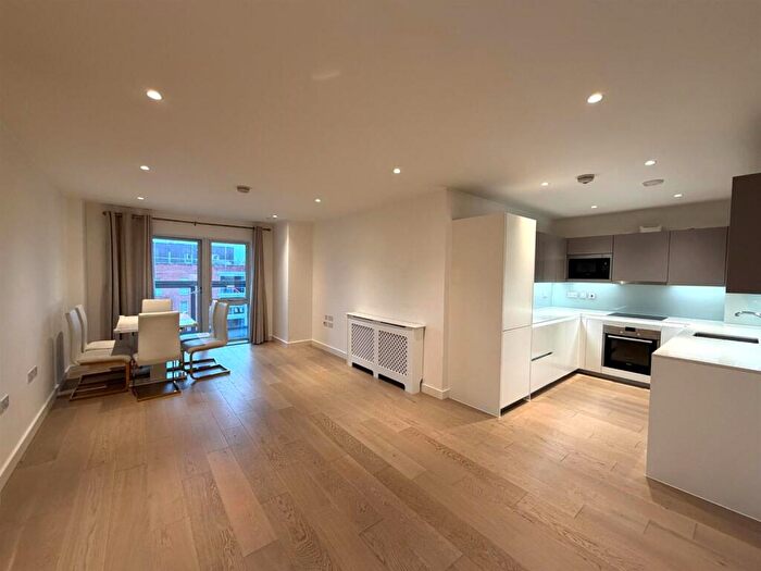 3 Bedroom Property To Rent In Collins Building, Wilkinson Close, Cricklewood, London, NW2