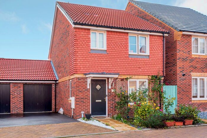 3 Bedroom Detached House To Rent In Didcot, Oxfordshire, OX11