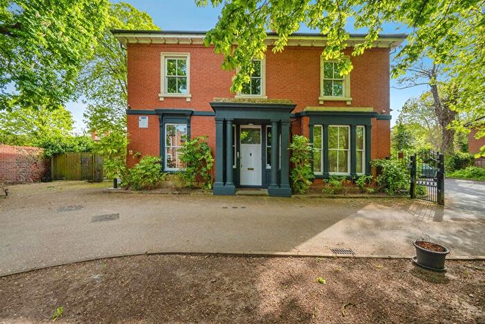 2 Bedroom Apartment For Sale In Ashbourne Road, Derby, DE22