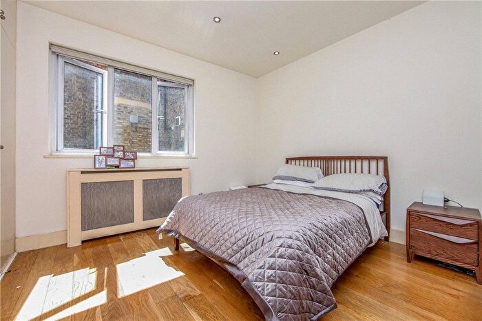 1 Bedroom Flat To Rent In Long Lane, London, SE1