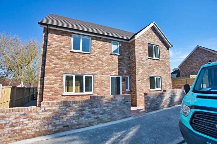 3 Bedroom Detached House For Sale In Sun Valley Way, Eythorne, Dover, Kent, CT15