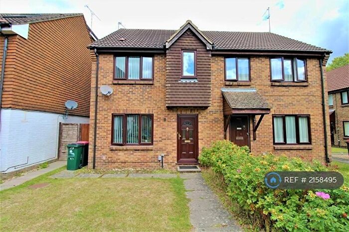 3 Bedroom Semi-Detached House To Rent In Windmill Court, Crawley, RH10
