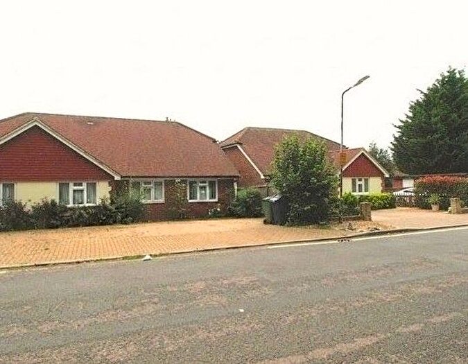 2 Bedroom Bungalow For Sale In Maidstone, ME14