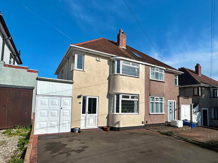 3 Bedroom Semi Detached House For Sale In Richmond Road, Sedgley, DY3