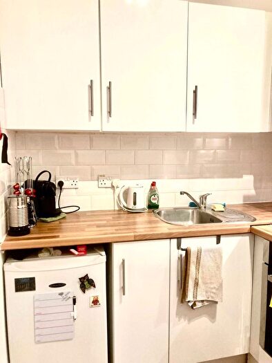 Studio To Rent In West End Lane, West Hampstead, NW6