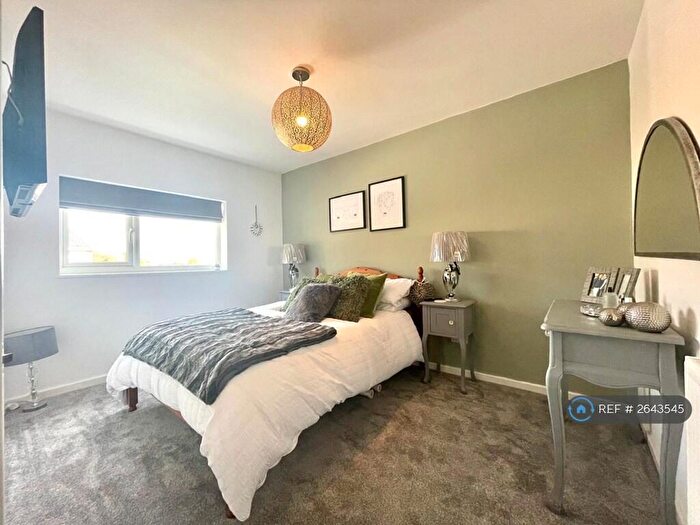 3 Bedroom Terraced House To Rent In Southwood Drive, Bristol, BS9