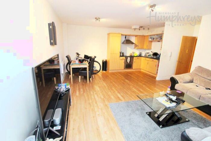 2 Bedroom Apartment To Rent In Griffin Close, Northfield - - Viewings, B31