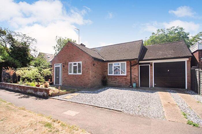 3 Bedroom Detached Bungalow For Sale In Berry Drive, Bromham, MK43