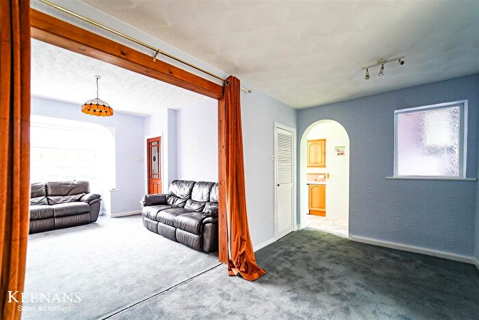 3 Bedroom Semi-Detached House To Rent In Vardon Road, Blackburn, BB2