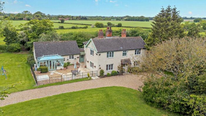 4 Bedroom Detached House For Sale In North Green Road, Pulham Market, Norfolk, IP21