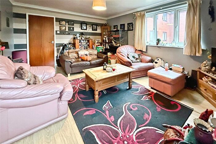 1 Bedroom Flat For Sale In Hillcrest, Park Road, Salford, Greater Manchester, M6