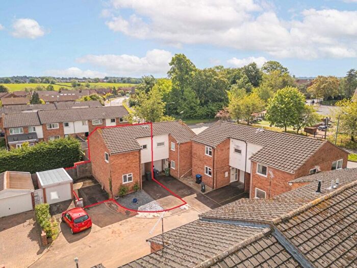 3 Bedroom Semi-Detached House For Sale In Waverton Mews, Leamington Spa, Warwickshire, CV31