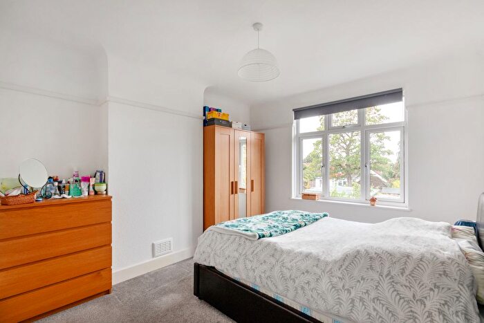 3 Bedroom Semi Detached House To Rent In Morton Road, Morden, SM4