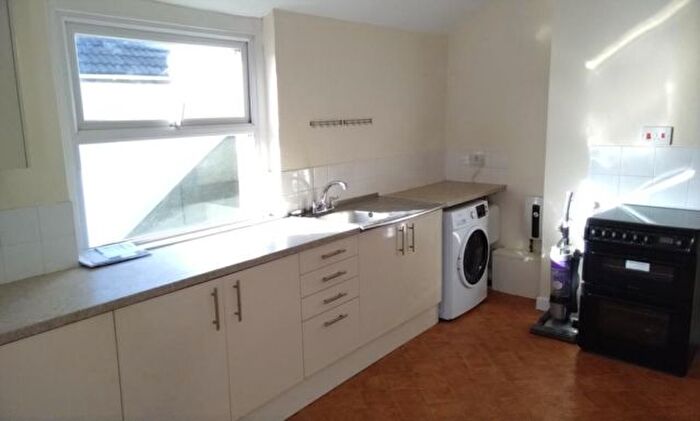 1 Bedroom Flat To Rent In High Street, Gorseinon, SA4