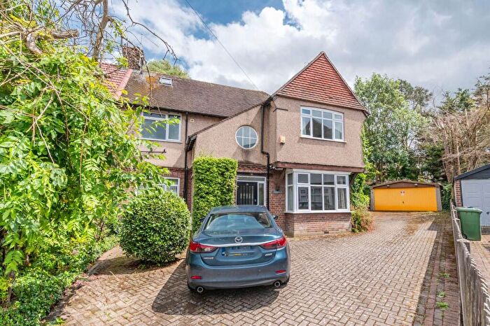 5 Bedroom Detached House To Rent In Courtfield Crescent, Harrow, HA1