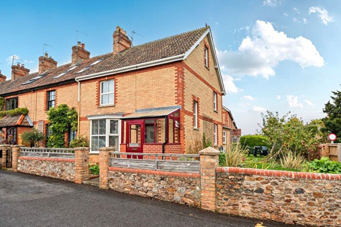 3 Bedroom End Terrace House For Sale In Church Road, Trull, TA3