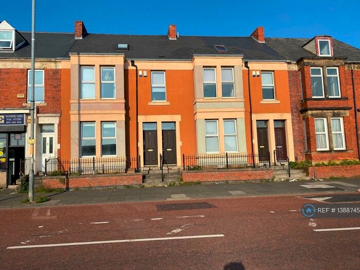 2 Bedroom Flat To Rent In Saltwell Road, Gateshead, NE8