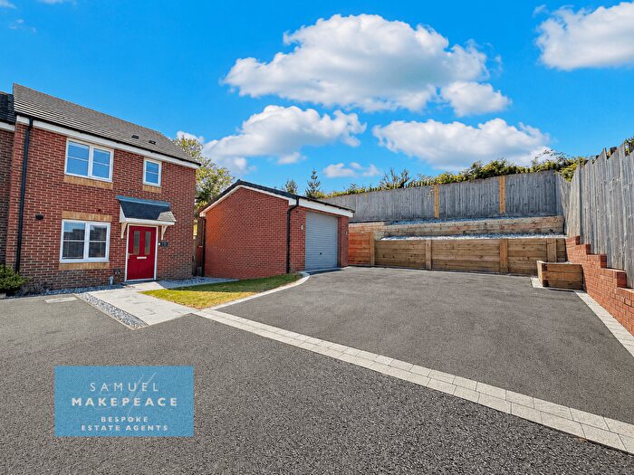 3 Bedroom Semi-Detached House For Sale In Knowles View, Talke, Stoke On Trent, ST7