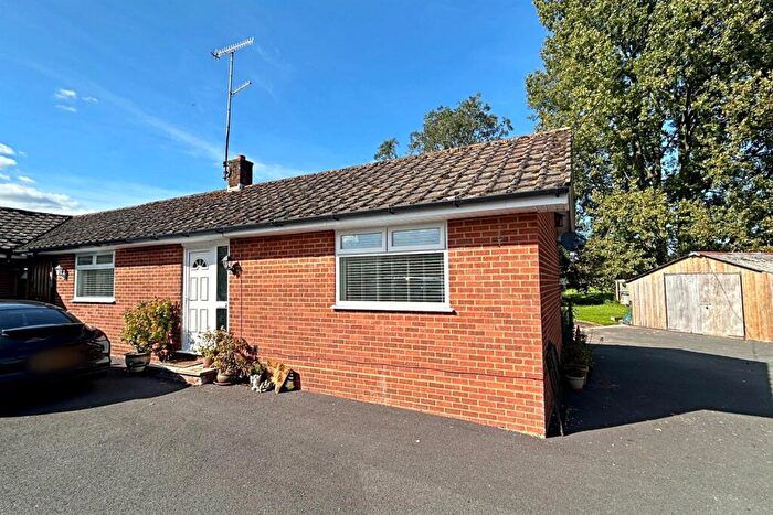 1 Bedroom Semi-Detached Bungalow To Rent In Winterborne Zelston, DT11
