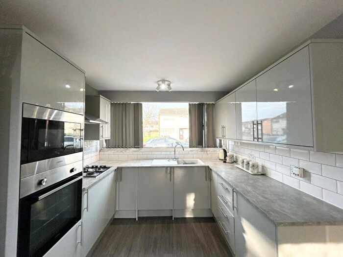 3 Bedroom End Of Terrace House To Rent In Ridgewell Close, Dagenham, RM10