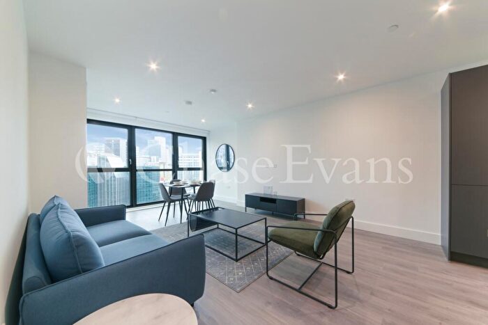 1 Bedroom Flat To Rent In Pearson Building, Station Road, London Square, Croydon, CR0