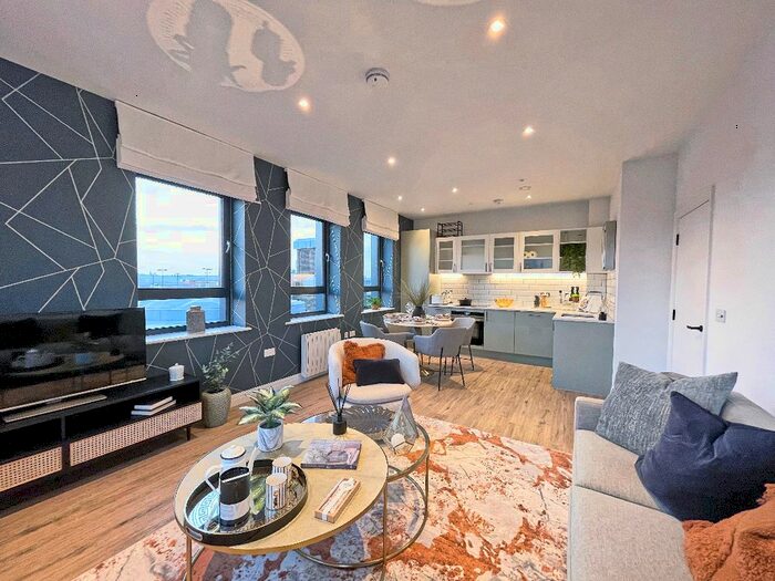 2 Bedroom Flat To Rent In Pembroke Broadway, Camberley, GU15