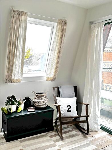 1 Bedroom Terraced House To Rent In Acer Walk, Oxford, Oxfordshire, OX2