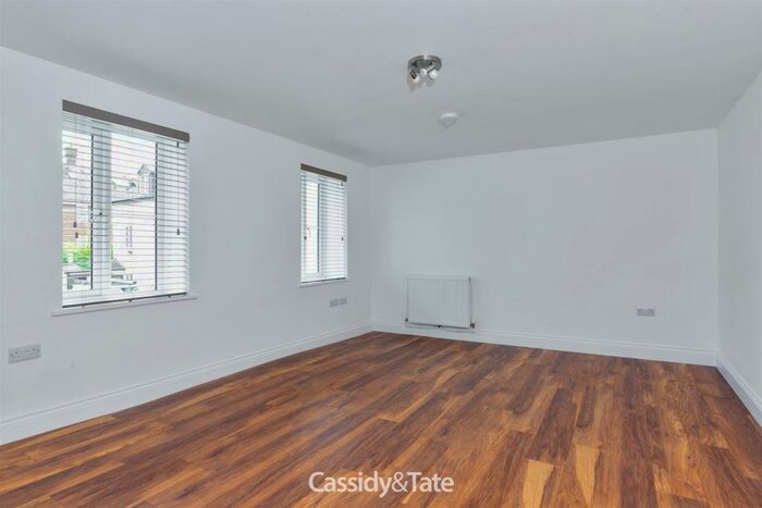 Studio To Rent In Grange Street, St Albans, Hertfordshire, AL3