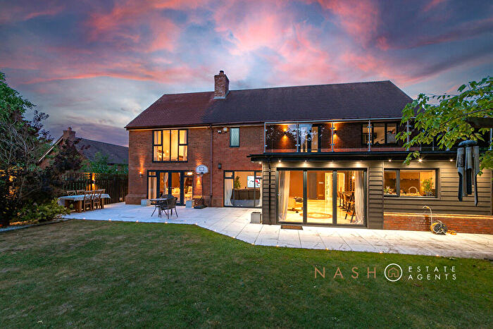 5 Bedroom Detached House For Sale In Toot Hill Close, Shenley Church End, MK5