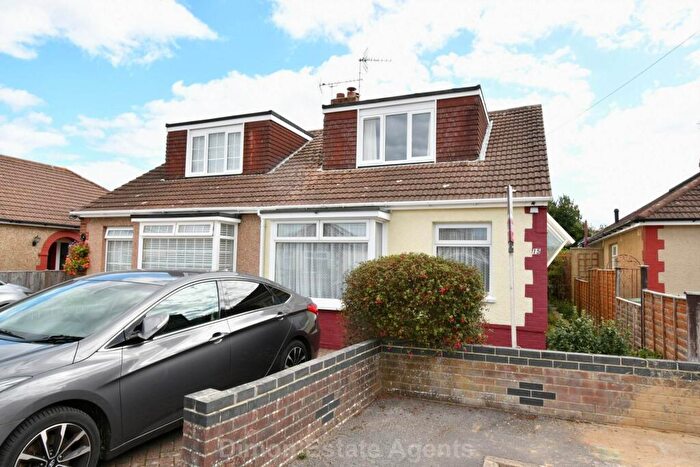 3 Bedroom Semi-Detached Bungalow For Sale In Lerryn Road, Gosport, PO13