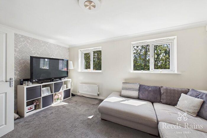 3 Bedroom End Of Terrace House For Sale In Lawnhurst Avenue, Wythenshawe, Manchester, Greater Manchester, M23