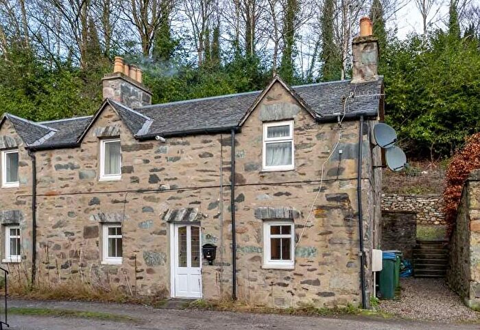 2 Bedroom Flat For Sale In Torwood Place, Birnam, Dunkeld, PH8