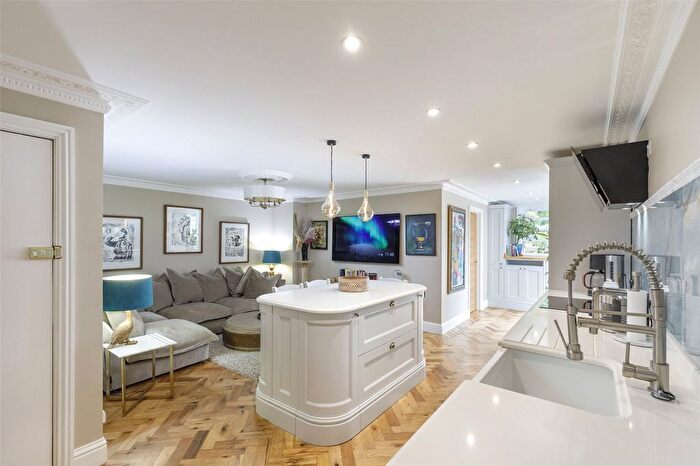 2 Bedroom Flat To Rent In Stanford Avenue, Brighton, East Sussex, BN1