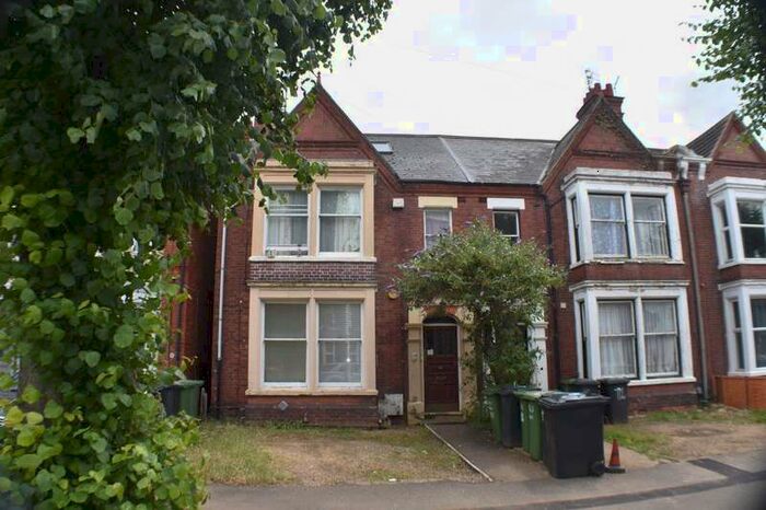 2 Bedroom Apartment To Rent In Park Road, Peterborough, PE1