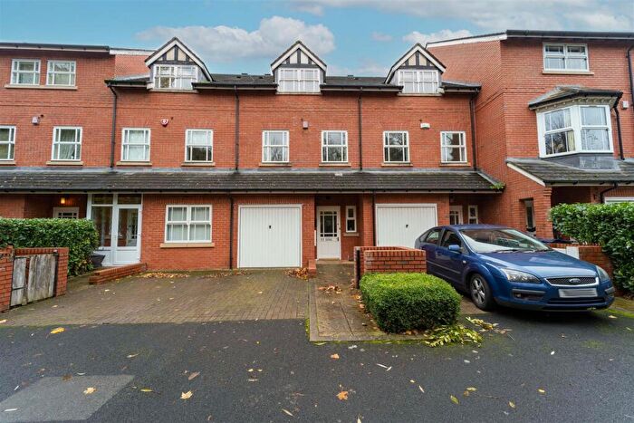 3 Bedroom House To Rent In Riverside Drive, Selly Park, Birmingham, B29