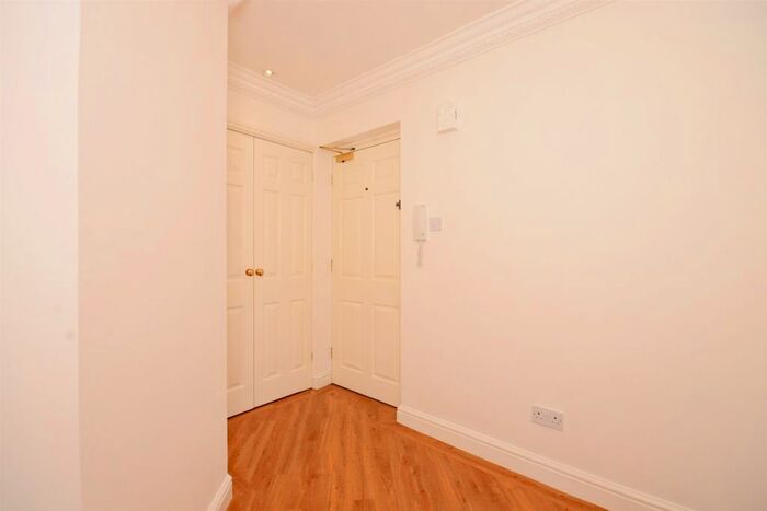 2 Bedroom Flat For Sale In Duesbury Court, Mickleover, Derby, DE3