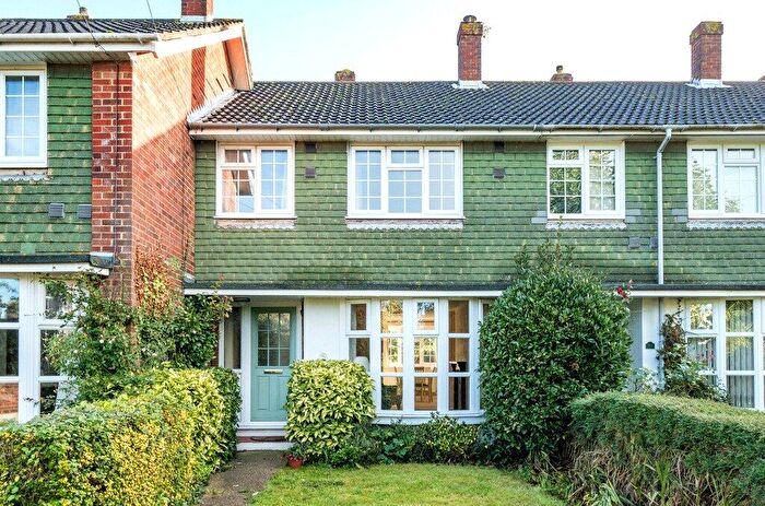 3 Bedroom Terraced House For Sale In North Street, Emsworth, Hampshire, PO10