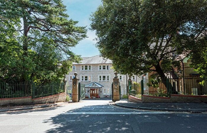 2 Bedroom Bungalow For Sale In Brompton Court, St. Stephens Road, Bournemouth, Dorset, BH2