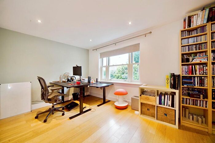 3 Bedroom Terraced House For Sale In Alexis Row, Broxbourne, EN10