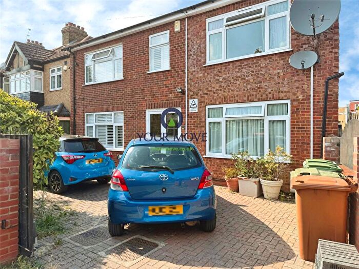 1 Bedroom Flat To Rent In Chatsworth Road, Cheam, Sutton, SM3