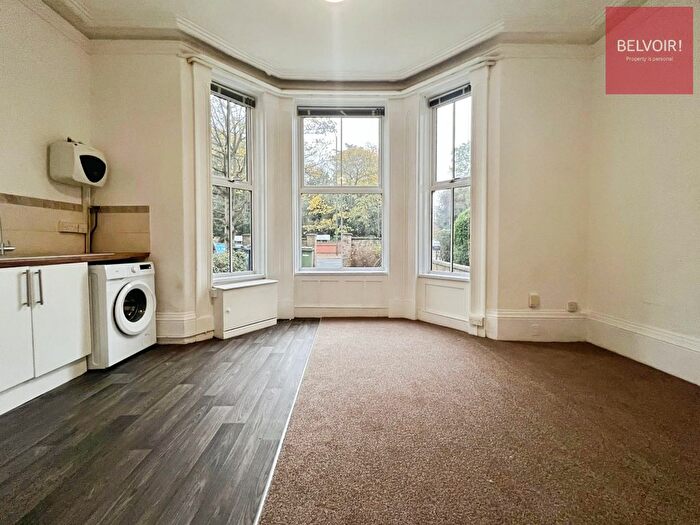 1 Bedroom Studio To Rent In Bargate, Grimsby, DN34