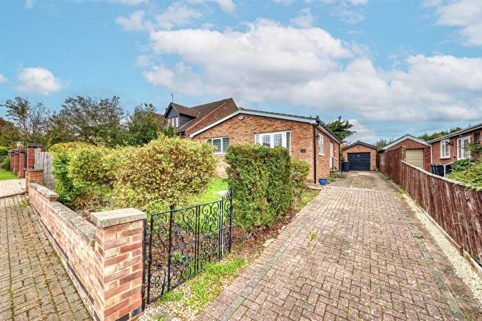 2 Bedroom Detached Bungalow For Sale In Russell Way, Higham Ferrers, NN10