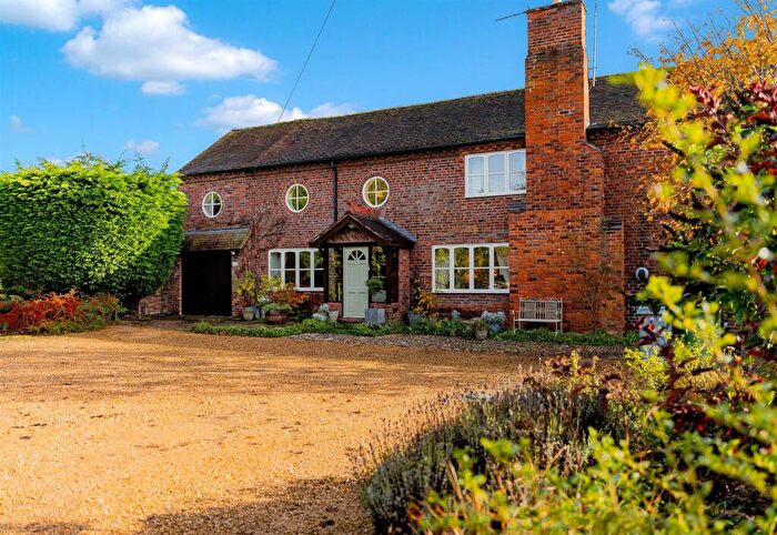 4 Bedroom Barn Conversion For Sale In Davenport Mews, Davenport, CW12