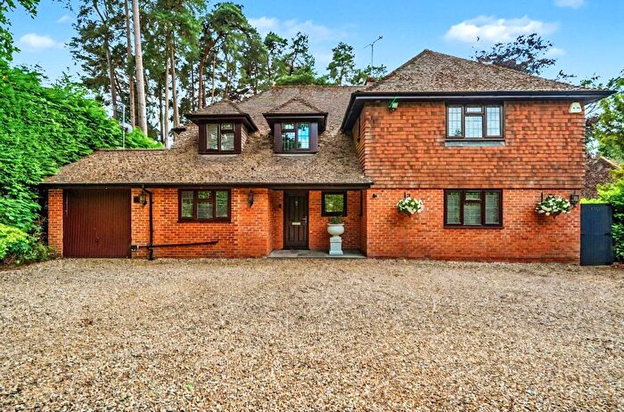 4 Bedroom Detached House For Sale In Headley Down, Hampshire, GU35